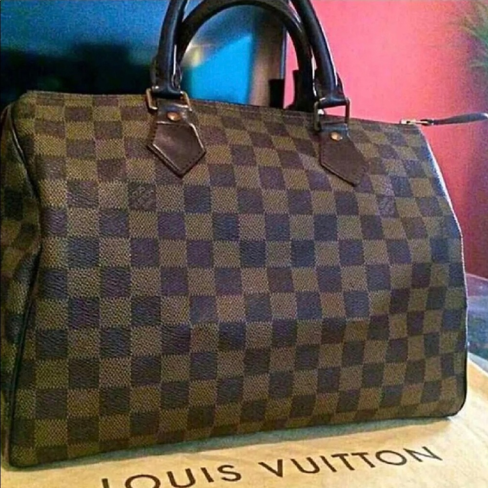 Authentic Louis Vuitton Damier Speedy 30